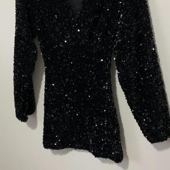 Forever 21 Black Bodycon Sequined Mini Midi Dress V neck | Night Sparkly Lined - Picture 2 of 5